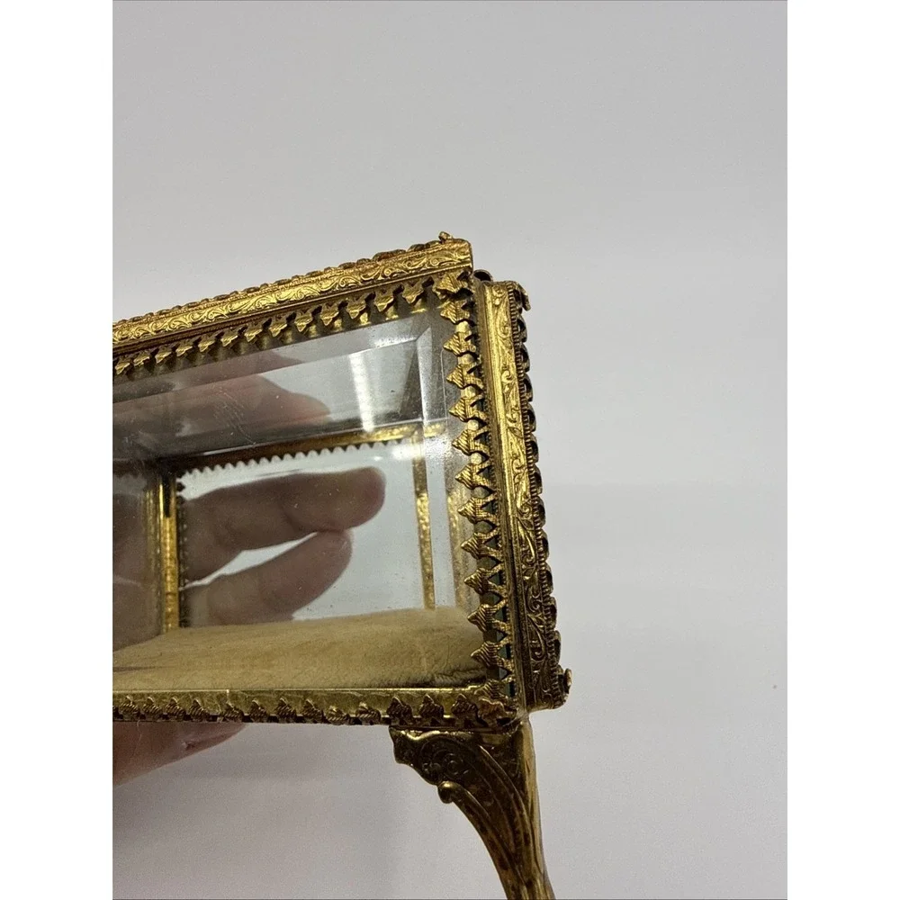Vtg StyleBuilt Jewelry Box With Beveled Glass Diamond Shape‎ Pedestal